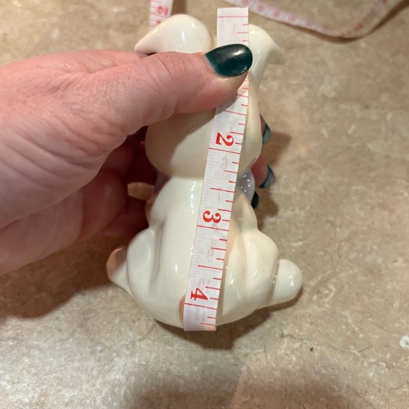 Vintage Ceramic Rabbit Holding An Easter Egg - Picture 7 of 7